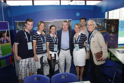 Mr Bach with CIFP Team_20140827_Copyright PRES JONES